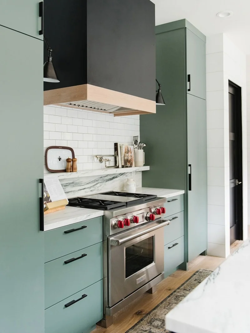 picture of modern green kitchen cabinets